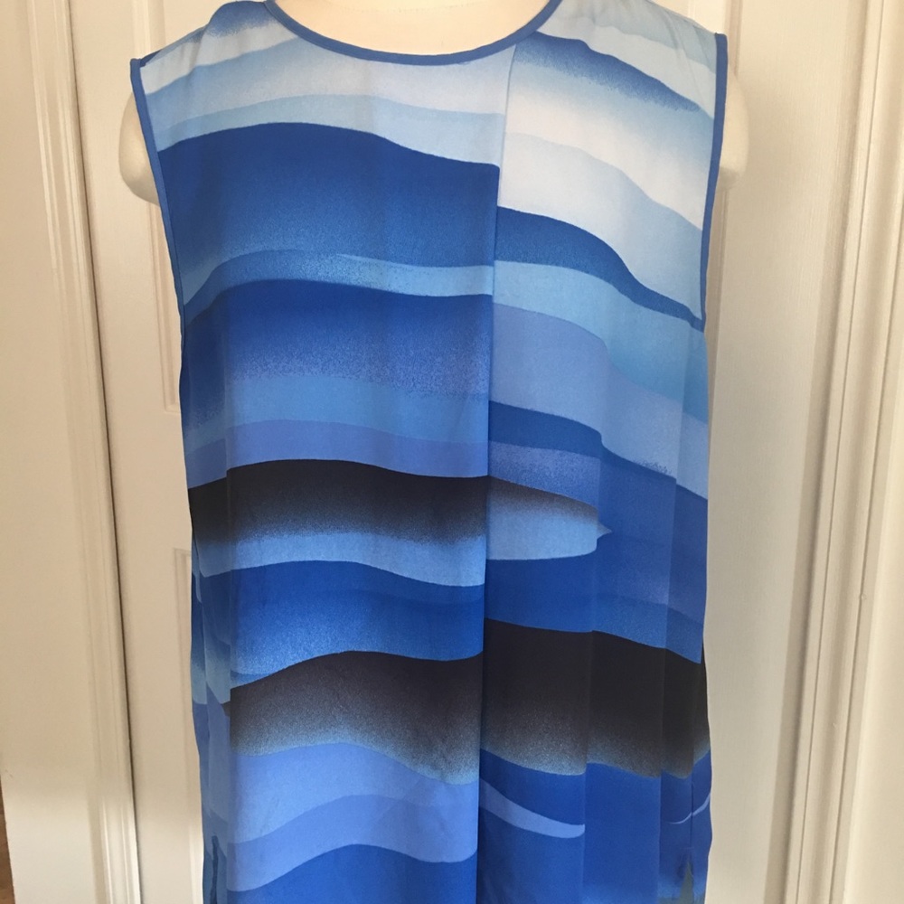 Vince Camuto Flowy Blue Sleeveless Tunic Blouse